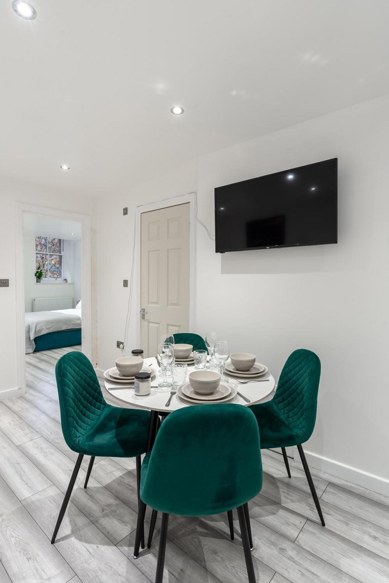 Beautiful Flat Near Central London - Entire Flat - Equipped Kitchen - Private Bathroom Ngoại thất bức ảnh