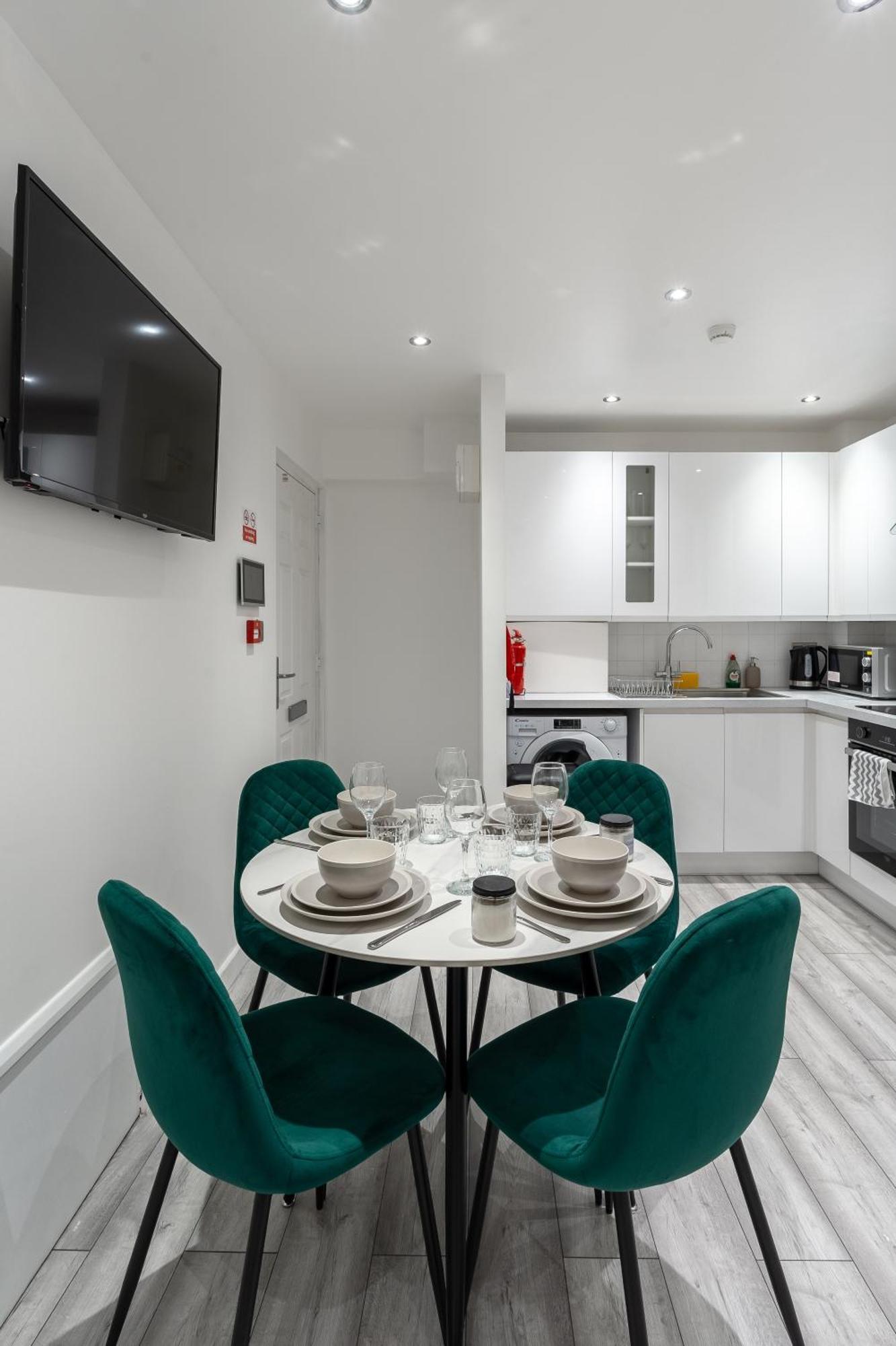 Beautiful Flat Near Central London - Entire Flat - Equipped Kitchen - Private Bathroom Ngoại thất bức ảnh