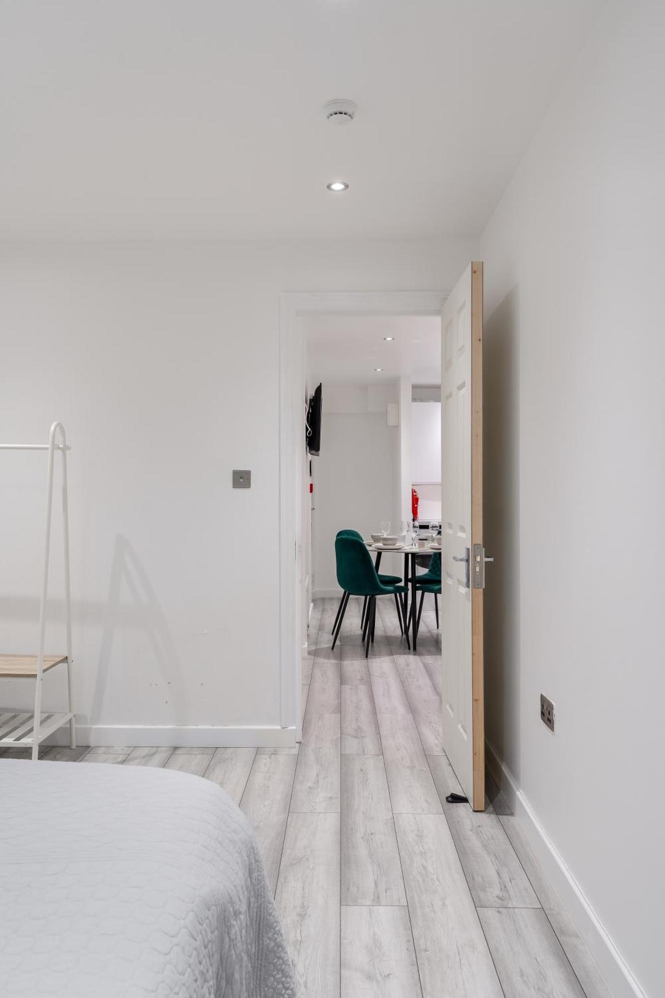 Beautiful Flat Near Central London - Entire Flat - Equipped Kitchen - Private Bathroom Ngoại thất bức ảnh