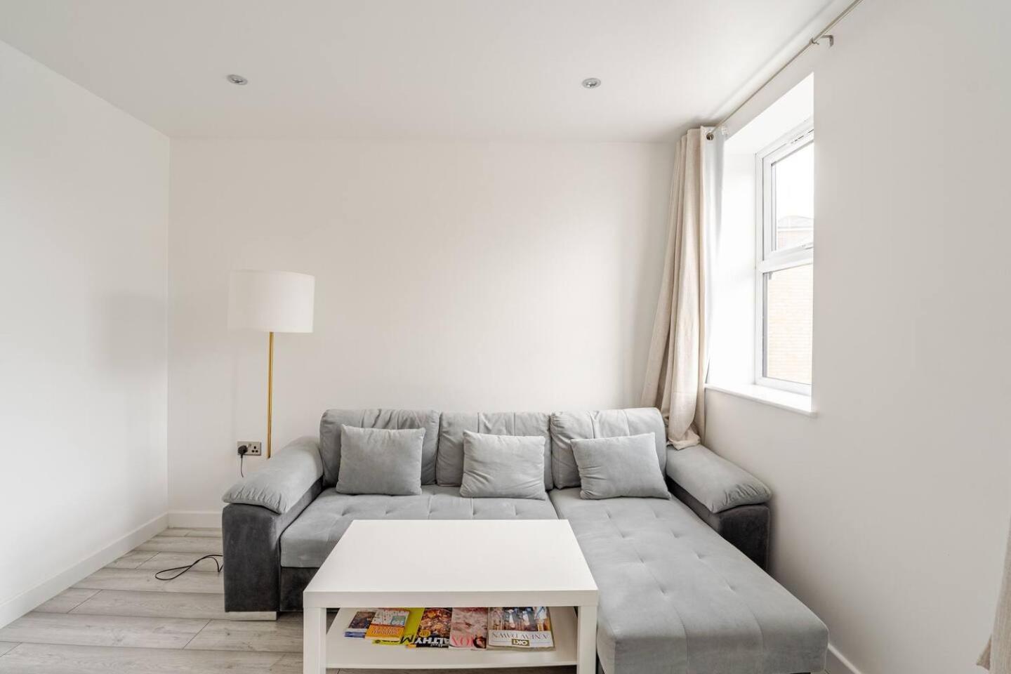 Beautiful Flat Near Central London - Entire Flat - Equipped Kitchen - Private Bathroom Ngoại thất bức ảnh